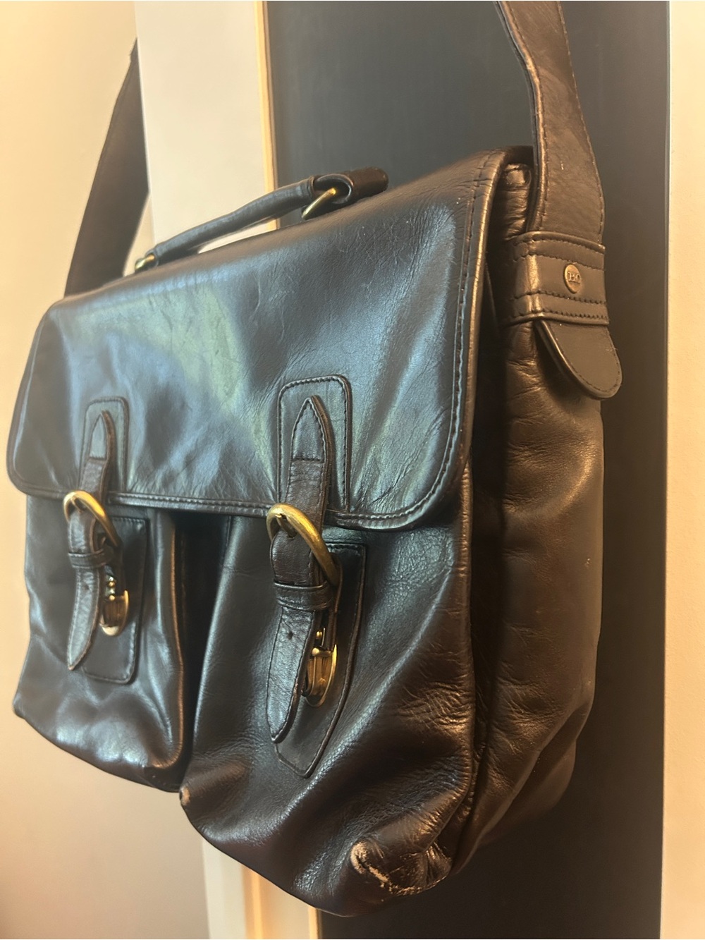 Wilsons Vintage Leather Messenger Bag